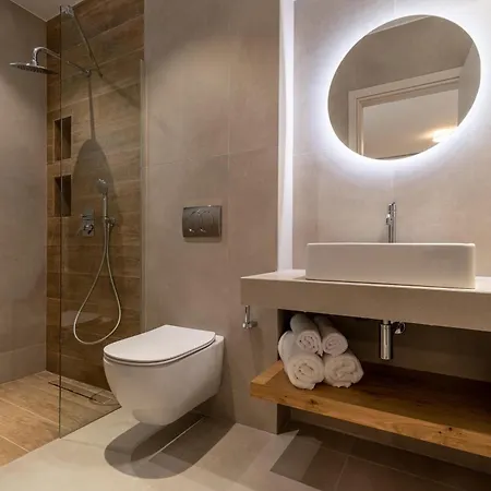 Arancia Elegant And Apartment Tolo