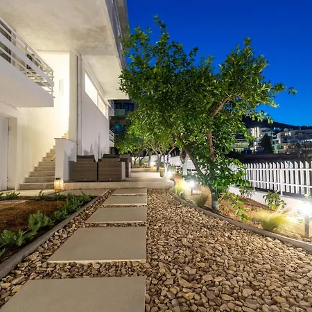 Apartment Arancia Elegant And