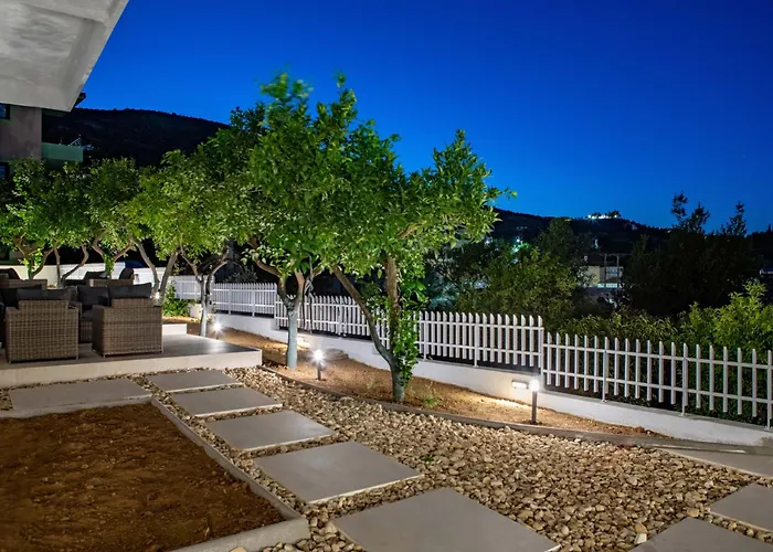 Arancia Elegant And Apartment *