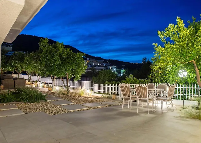 Apartment Arancia Elegant And